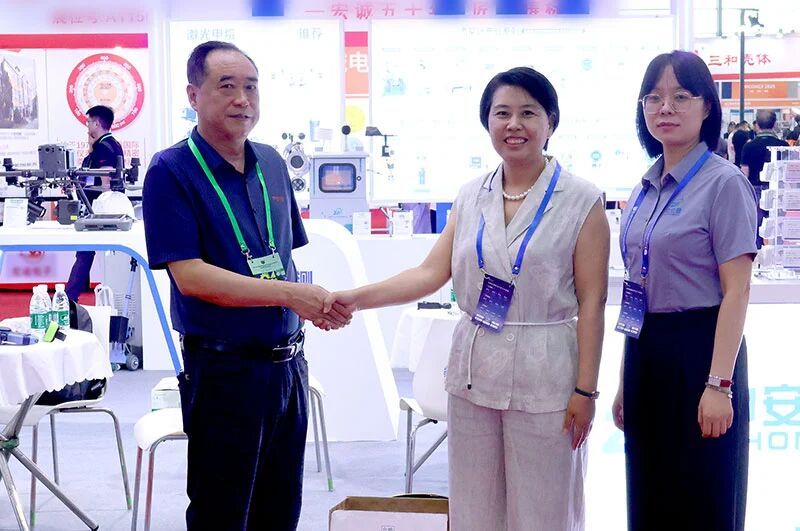 【MICONEX 2025】展會(huì)第二天，精彩不斷！